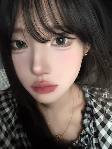 绿色美瞳意外的好看！