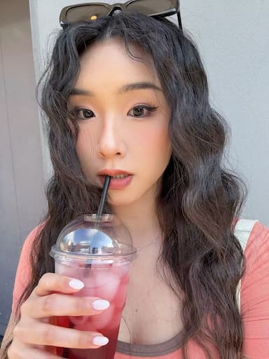 NEO的美瞳还是太权威了
